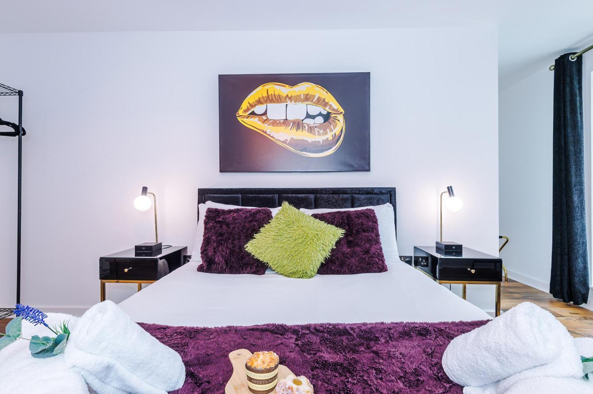 New! Stunning Centre 2-bed In By 53 Degrees - Ideal For Couples & Groups - Sleeps 4! Apartment Chester